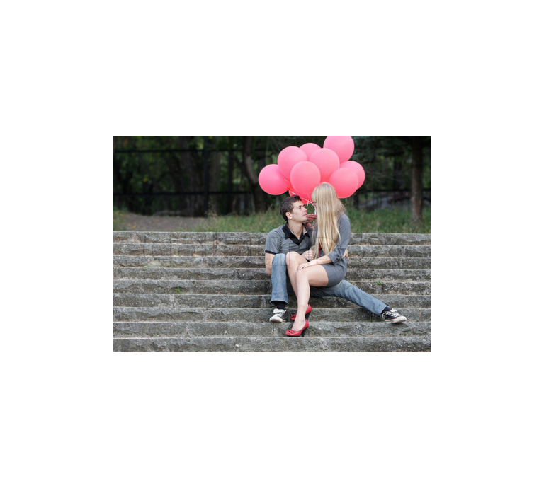 7 Awesome Ways to Surprise Her For Her Birthday