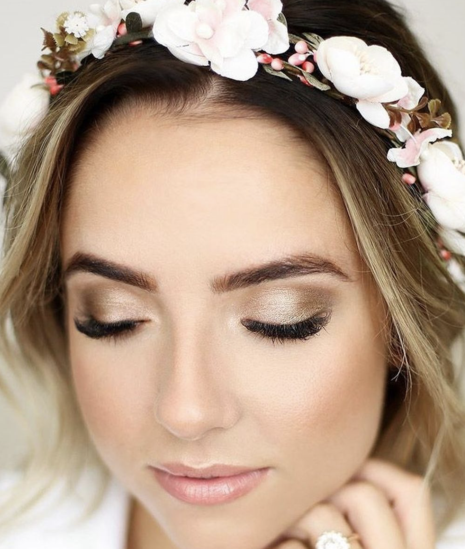how to get a natural yet flawless bridal makeup look