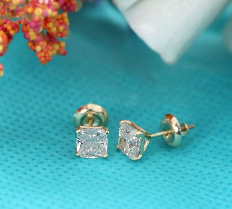 Valentine’s Day Diamond Jewelry Gift Guide