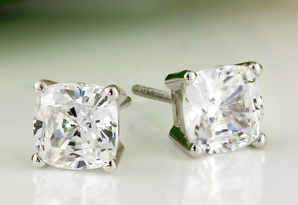 Buying Cushion Cut Diamond Studs? Top Tips You Must Know