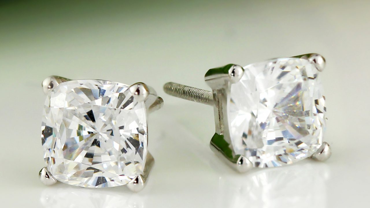 Diamond Stud Earrings  1.10 Carat Colorless Diamond Stud Earrings