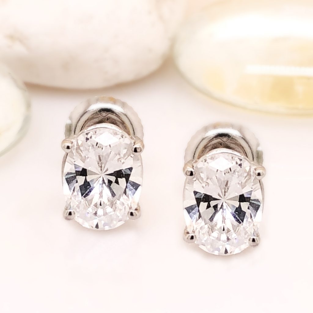 Top 5 Benefits Of Buying Oval Cut Diamond Studs Diamondstuds News