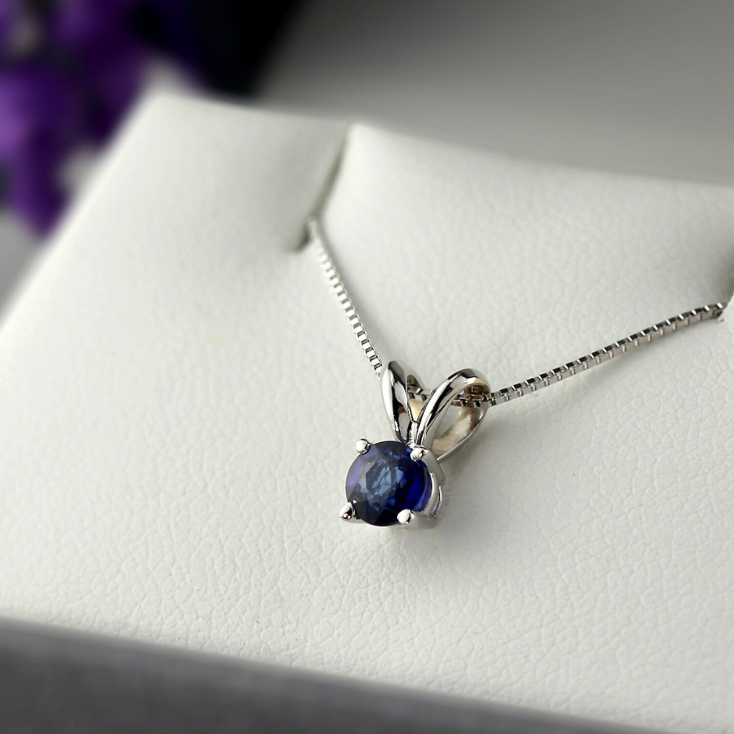 September Stunning Birthstone: Sapphire Gemstone Jewelry- DiamondStuds News