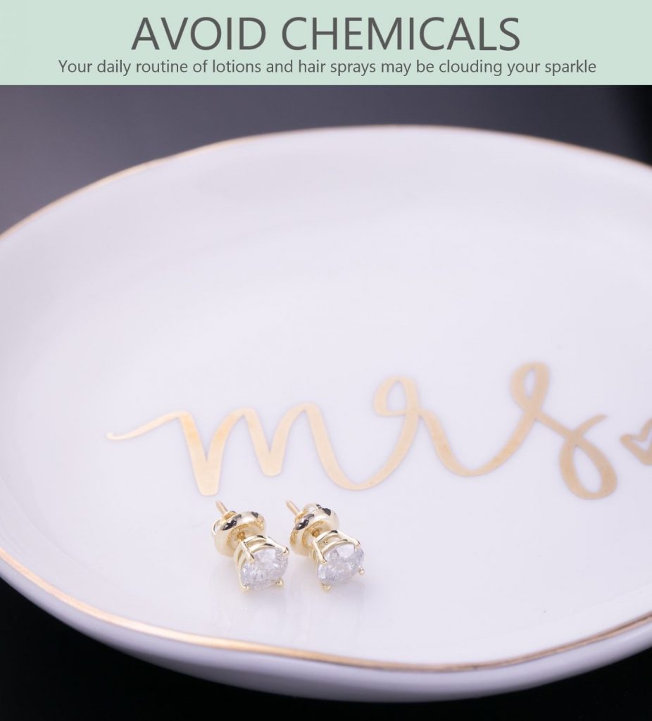The Do's and Don'ts of DIY Diamond Jewelry Cleaning and Care